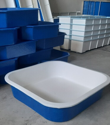 وان فایبرگلاس پرورش ماهی مستطیلی شکل - شرکت آبازین: 
طراحی وساخت تجهیزات پرورش آبزیان 