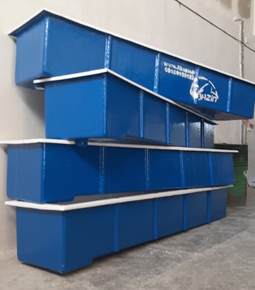 وان فایبرگلاس پرورش ماهی مستطیلی شکل - شرکت آبازین: 
طراحی وساخت تجهیزات پرورش آبزیان 