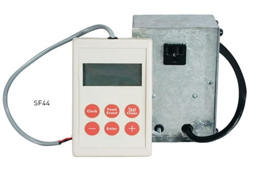 انواع غذاپاش ماهی و میگو